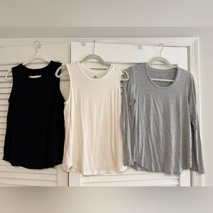 Bundle of 3 Kindred Bravely bamboo nursing tops, size S